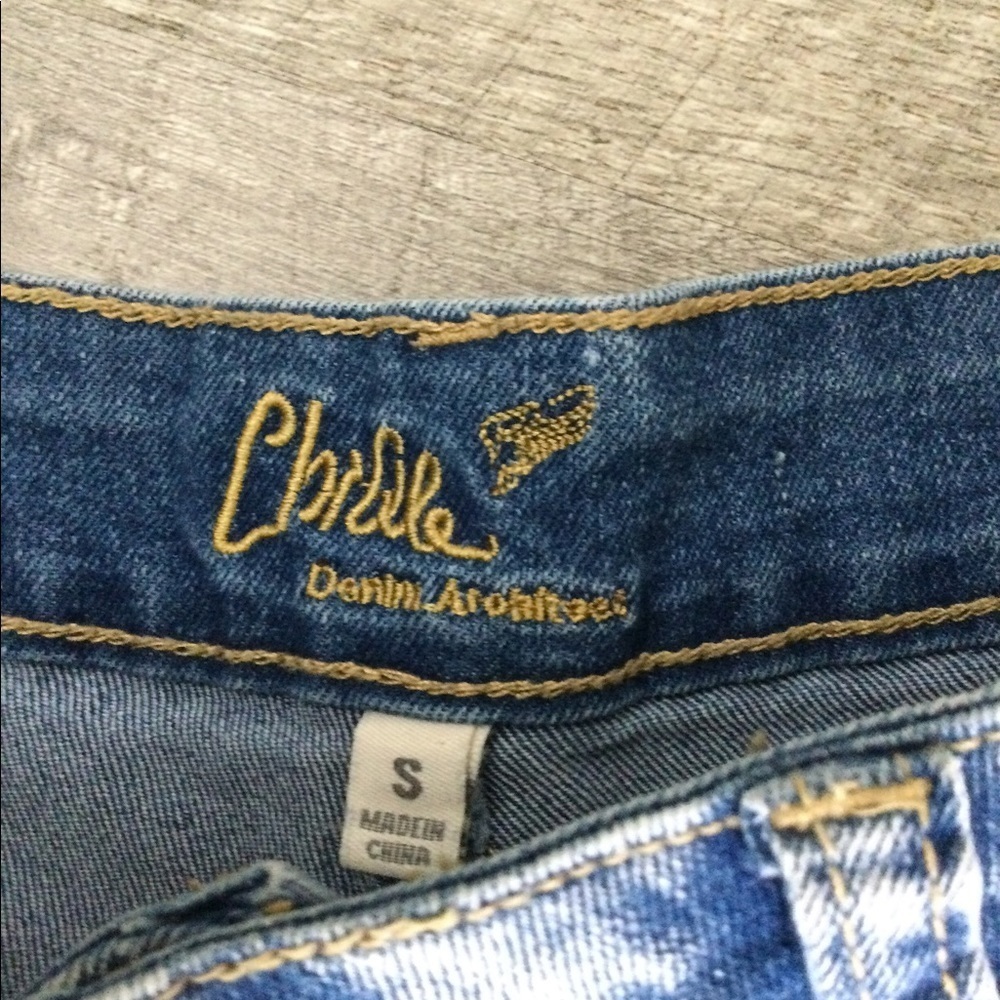 Junior’s Chiqle S Small 3 - 5 Destroyed Denim Jeans Shorts Crochet Navy Blue New - Picture 5 of 7